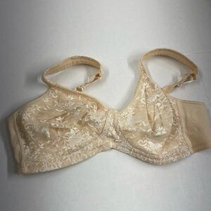 😍Playtex Lace Cream Bra